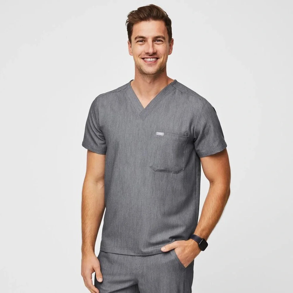 Figs Men’s Leon Three Pockets Medical Scrubs Top in Graphite Grey Large